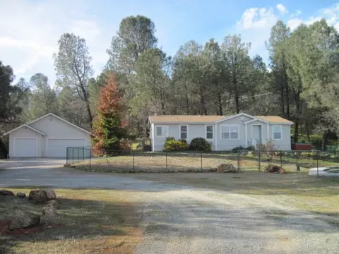 16734 Thompson Ln, Redding, CA 96001 photo 1