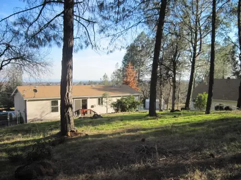 16734 Thompson Ln, Redding, CA 96001 photo 12