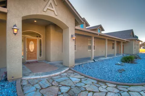 20425 Vintage Dr, Red Bluff, CA 96080 photo 4