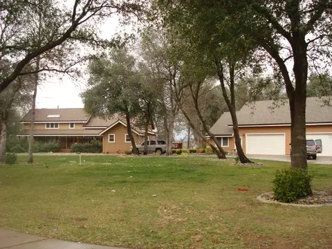 19991 Knighton, Redding, CA 96002 photo 3
