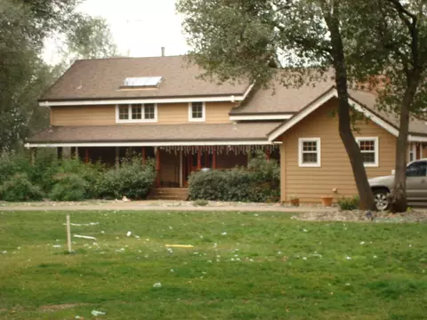 19991 Knighton, Redding, CA 96002 photo 1