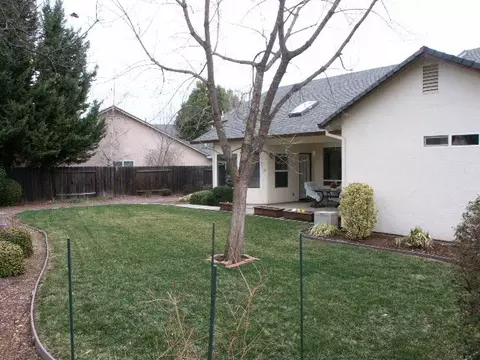5840 Beaumont Dr, Redding, CA 96003 photo 4