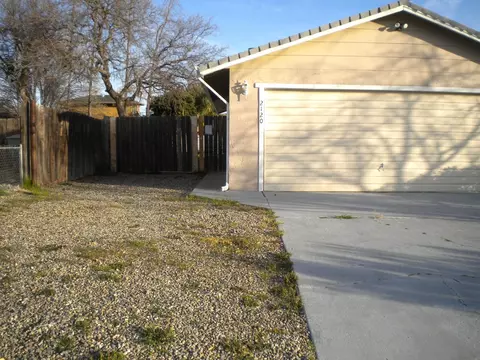 2120 Grandview Ave, Redding, CA 96001 photo 4