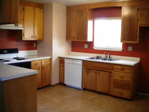 2120 Grandview Ave, Redding, CA 96001 photo 3