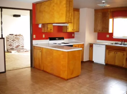 2120 Grandview Ave, Redding, CA 96001 photo 8