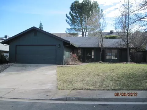 837 Spaniel Dr, Redding, CA 96003 photo 1