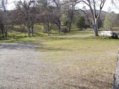 8479 Rocklin Way, Redding, CA 96001 photo 2