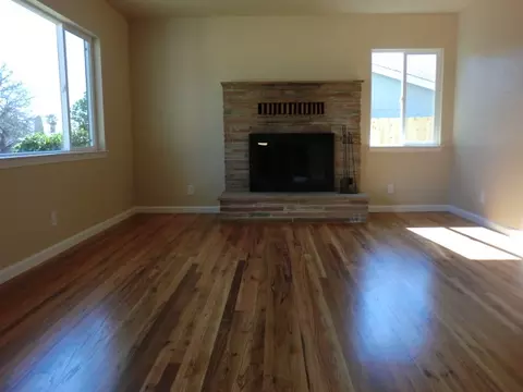 2702 Oxford Rd, Redding, CA 96002 photo 3