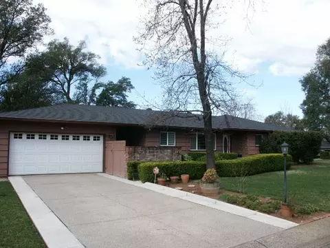 1836 Shady Ln, Redding, CA 96002 photo 1