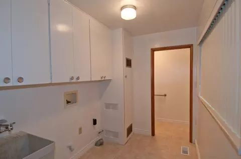 3047 Birch Way, Redding, CA 96002 photo 12