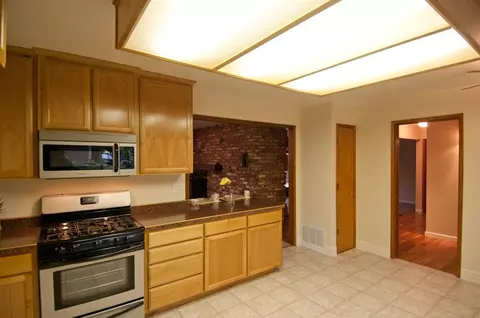 3047 Birch Way, Redding, CA 96002 photo 8