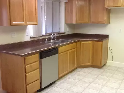 3047 Birch Way, Redding, CA 96002 photo 9