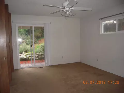15894 Ganim Ln, Redding, CA 96001 photo 12