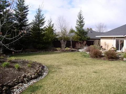 2081 Princeton Way, Redding, CA 96003 photo 17