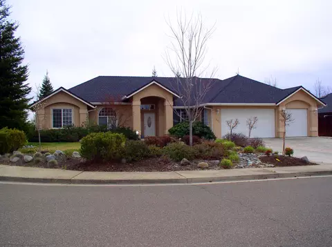 2081 Princeton Way, Redding, CA 96003 photo 1