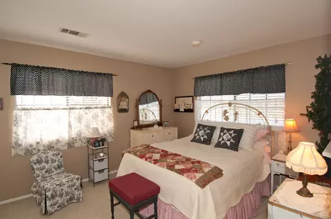 19315 Hollow Ln, Redding, CA 96003 photo 8