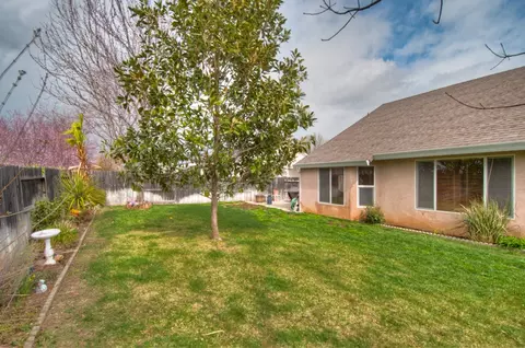 844 Paramount Way, Redding, CA 96003 photo 22