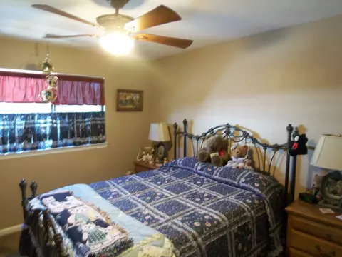 3045 Howard, Redding, CA 96001 photo 12