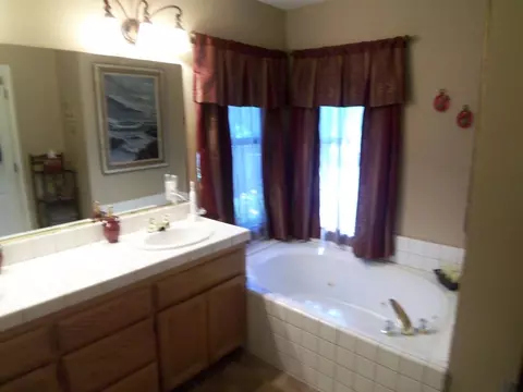 3045 Howard, Redding, CA 96001 photo 11