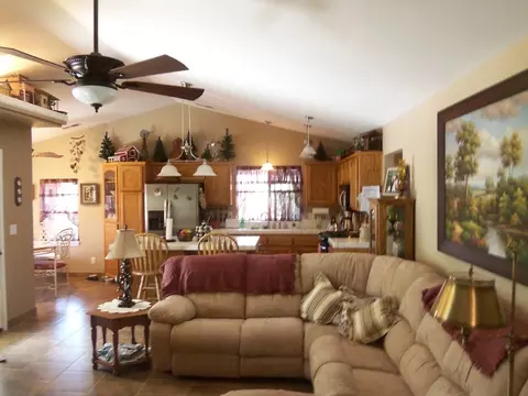 3045 Howard, Redding, CA 96001 photo 8