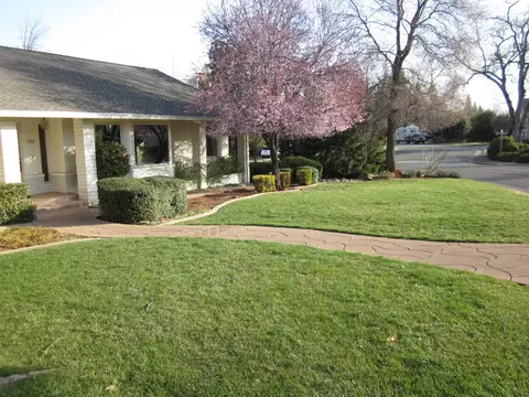508 Royal Oaks Dr, Redding, CA 96001 photo 18