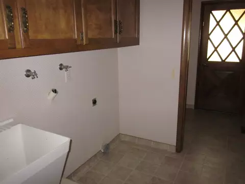 508 Royal Oaks Dr, Redding, CA 96001 photo 13
