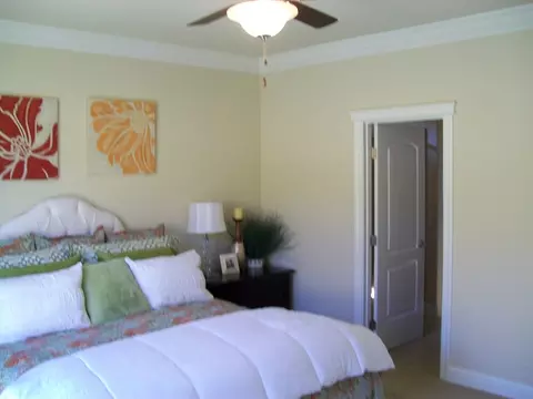 659 Mill Valley Pkwy, Redding, CA 96003 photo 17