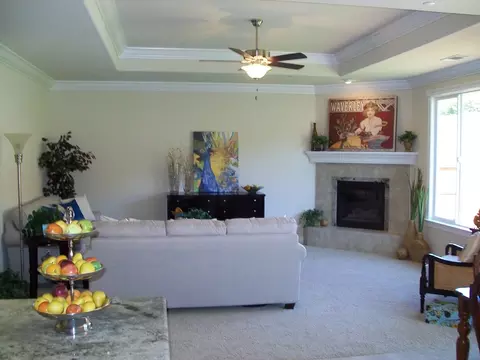 659 Mill Valley Pkwy, Redding, CA 96003 photo 7