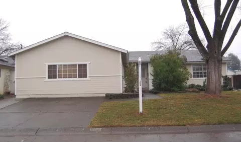 2341 Jonquil Way, Redding, CA 96002 photo 1