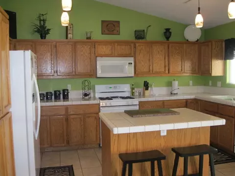 1914 Airstrip Rd, Redding, CA 96003 photo 2