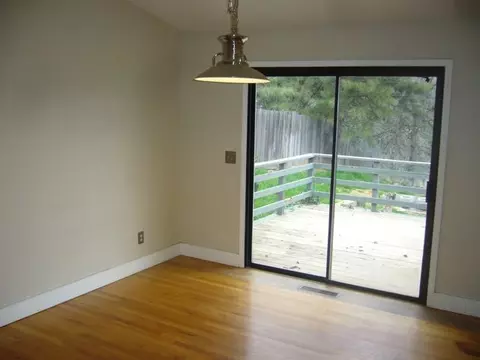4230 Waushara Ave, Redding, CA 96001 photo 3