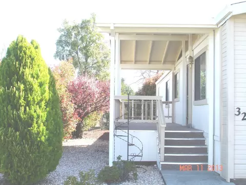323 Sapwood Dr, Redding, CA 96003 photo 2