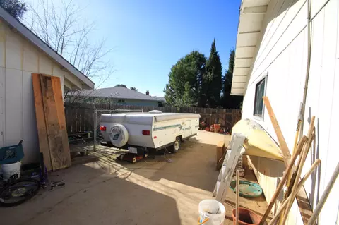 1401 Dominion Dr, Redding, CA 96002 photo 16