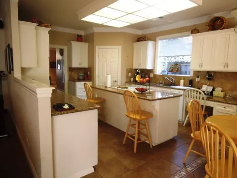 4224 Rutgers, Redding, CA 96001 photo 5