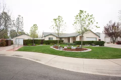 4335 Nightbird Way, Redding, CA 96001 photo 4