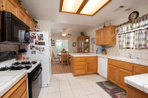 4335 Nightbird Way, Redding, CA 96001 photo 23