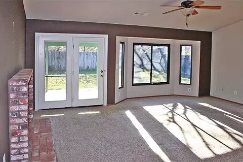 3687 Magnums Way, Redding, CA 96003 photo 2