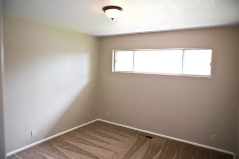 1374 Norman Dr, Redding, CA 96002 photo 27