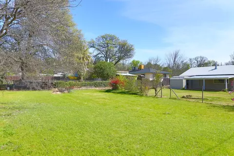1374 Norman Dr, Redding, CA 96002 photo 38