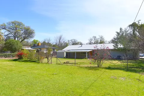 1374 Norman Dr, Redding, CA 96002 photo 5