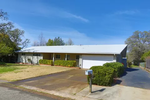 1374 Norman Dr, Redding, CA 96002 photo 1