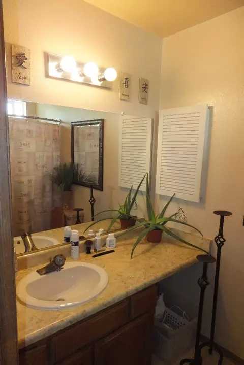 974 Chamise Way, Redding, CA 96002 photo 13