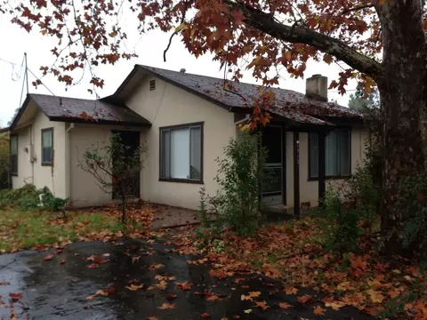 1713 Canby Rd, Redding, CA 96002 photo 3