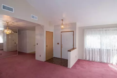 1819 Vega St, Redding, CA 96002 photo 3