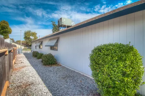 1819 Vega St, Redding, CA 96002 photo 27