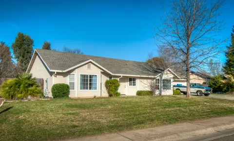 6531 Creekside St, Redding, CA 96001 photo 3