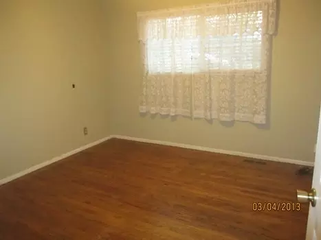 1835 Shady Ln, Redding, CA 96002 photo 2