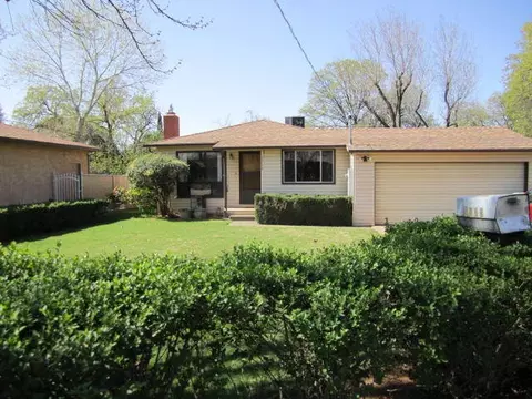 2758 Kenco Ave, Redding, CA 96002 photo 1
