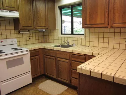 2758 Kenco Ave, Redding, CA 96002 photo 5