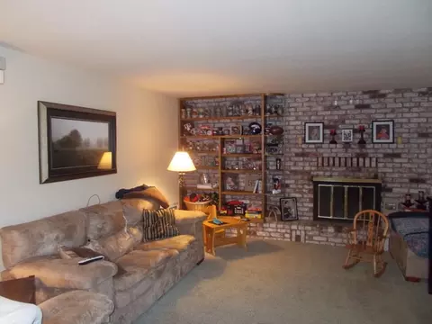 7496 Fiesta Way, Redding, CA 96002 photo 3